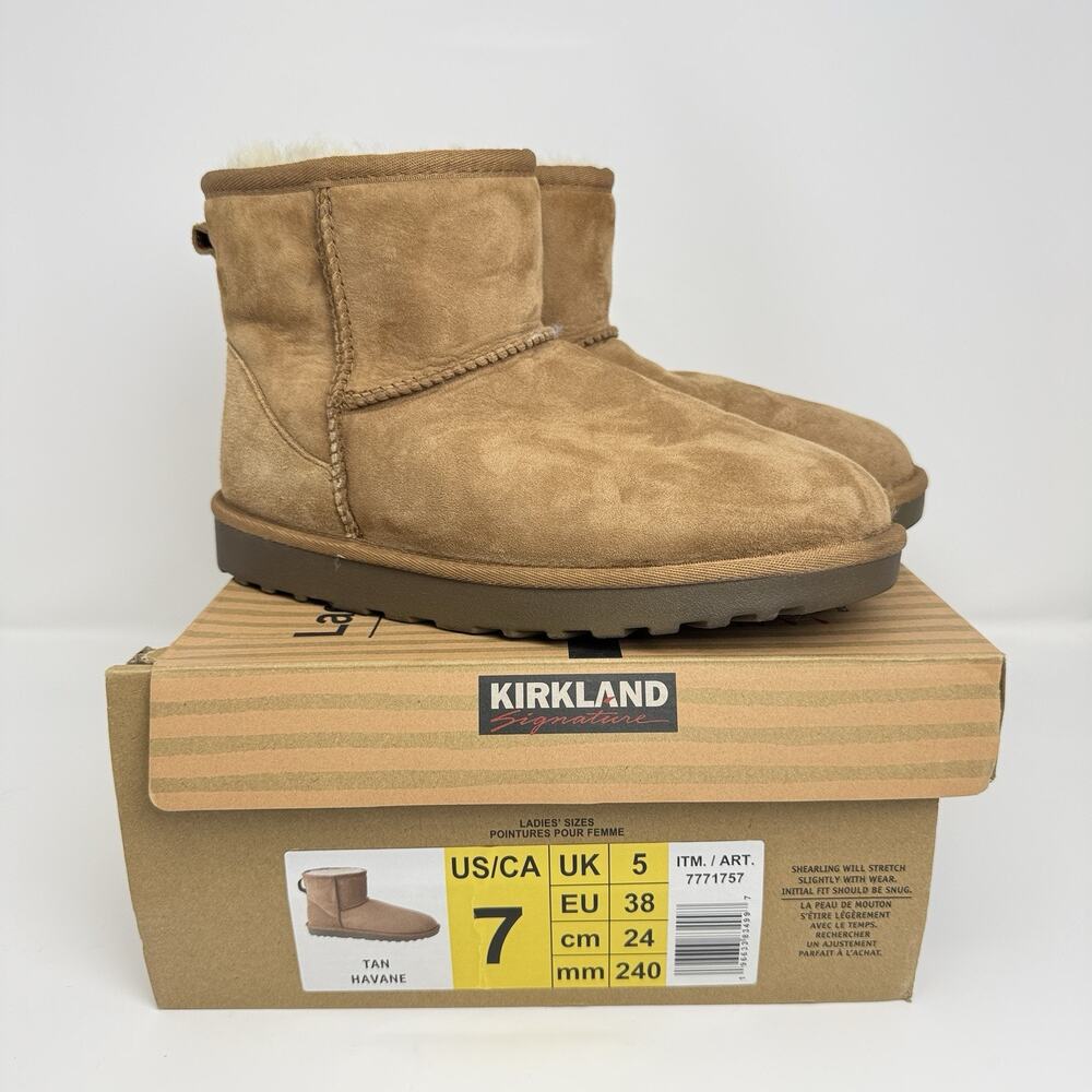 Kirkland Signature Women’s Size 7 Tan Sheepskin Shearling Ankle Boots